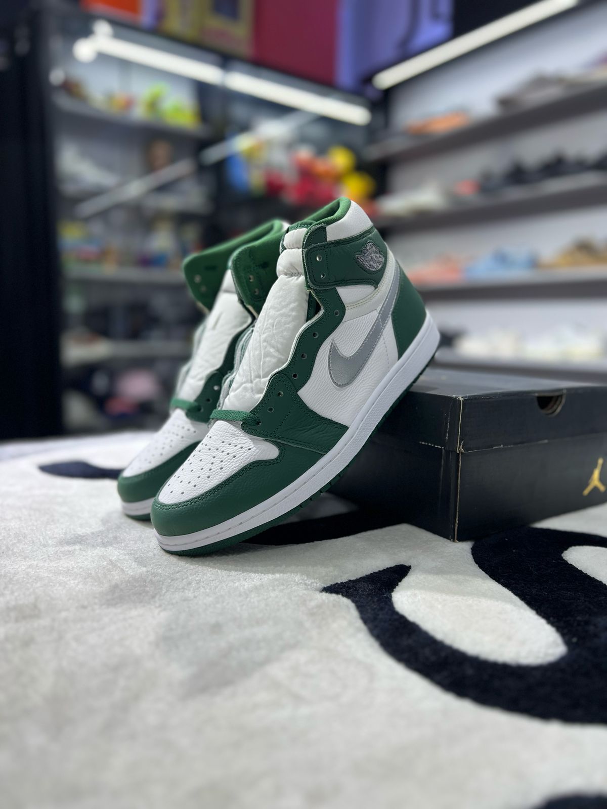 Jordan 1 High OG Gorge Green
