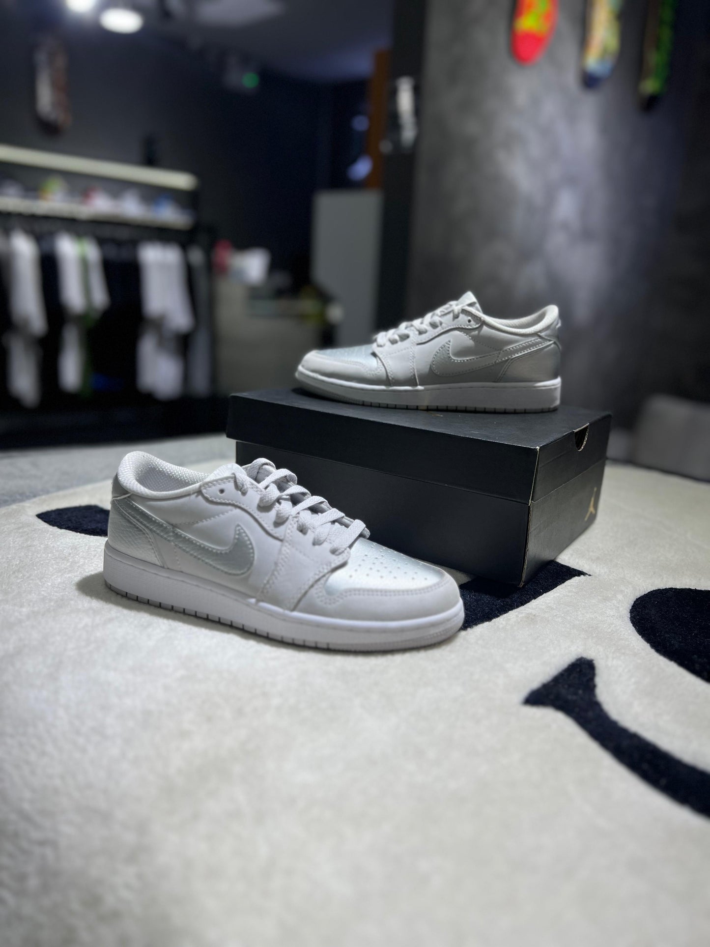 Jordan 1 Low OG Metallic Silver (GS)