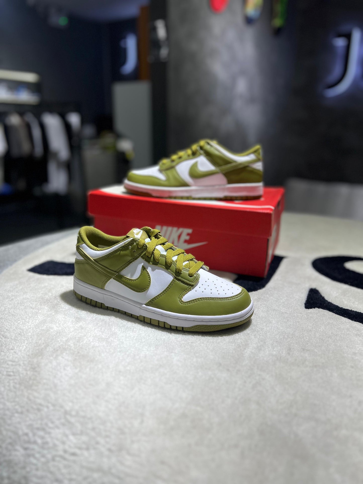Nike Dunk Low Retro Pacific Moss