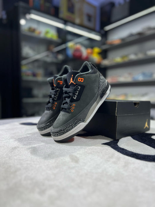 Jordan 3 Retro Fear Pack (2023)