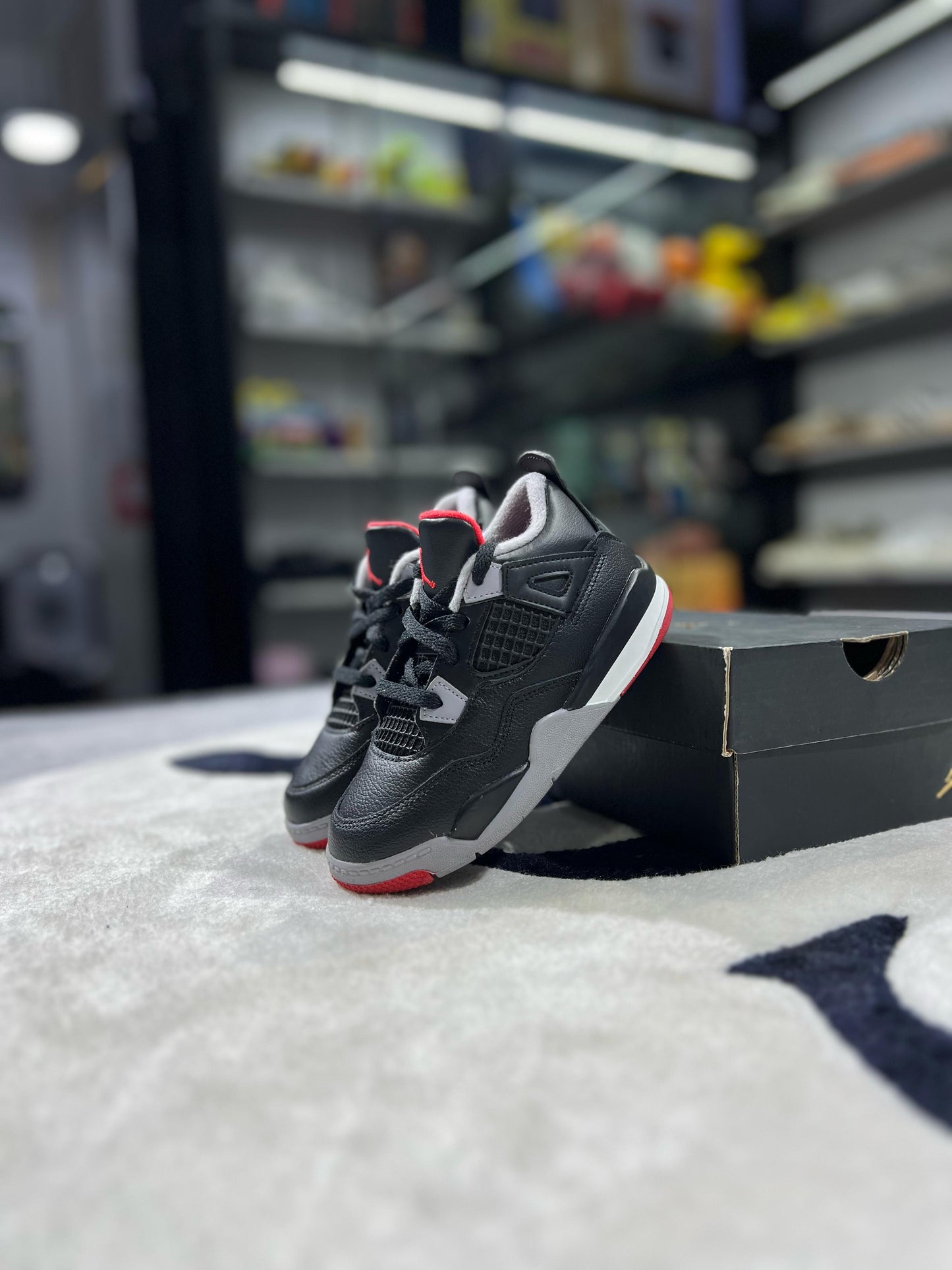 Jordan 4 Retro Bred Reimagined (GS)