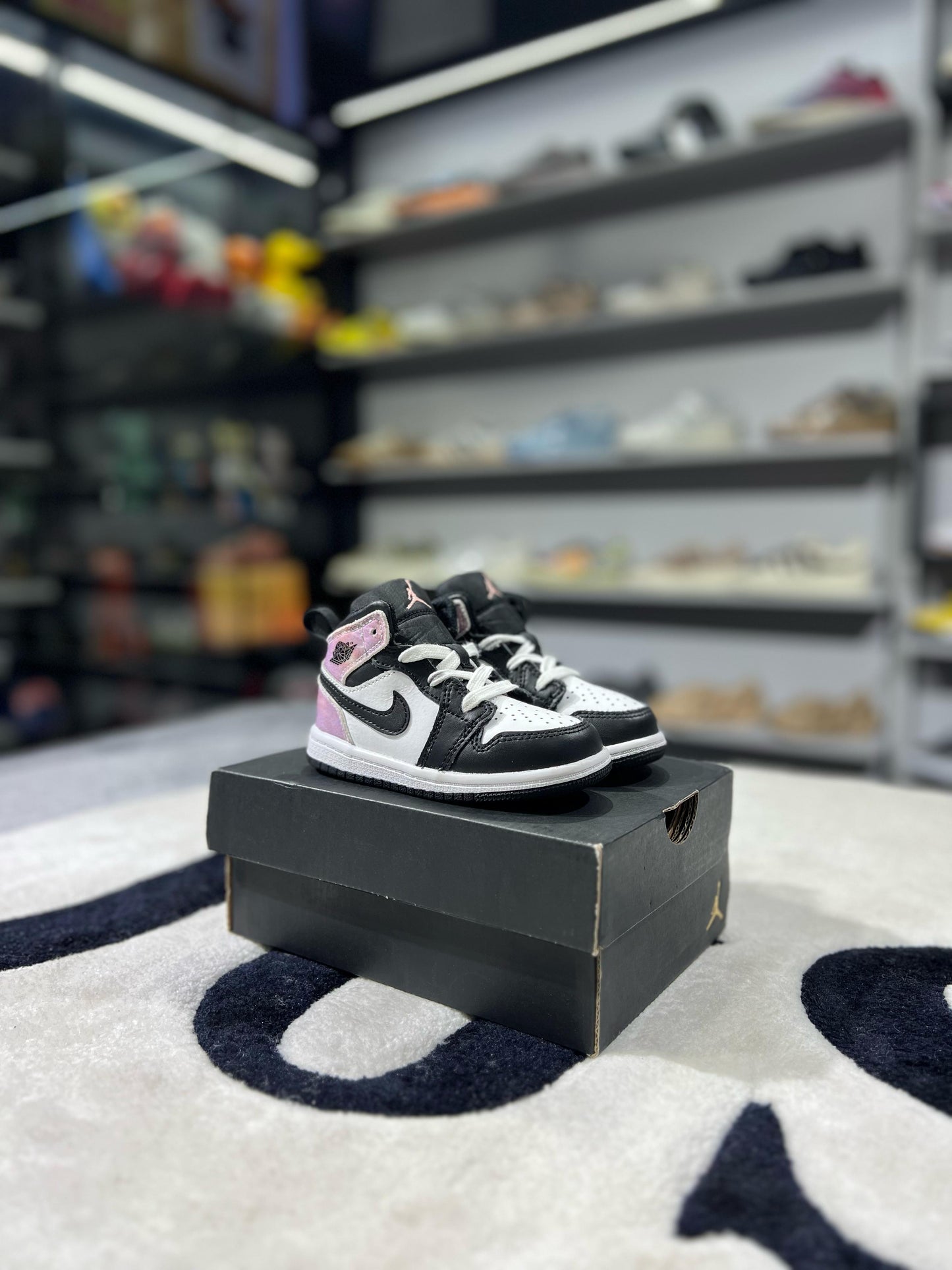 Jordan 1 Mid SE Zen Master (TD)