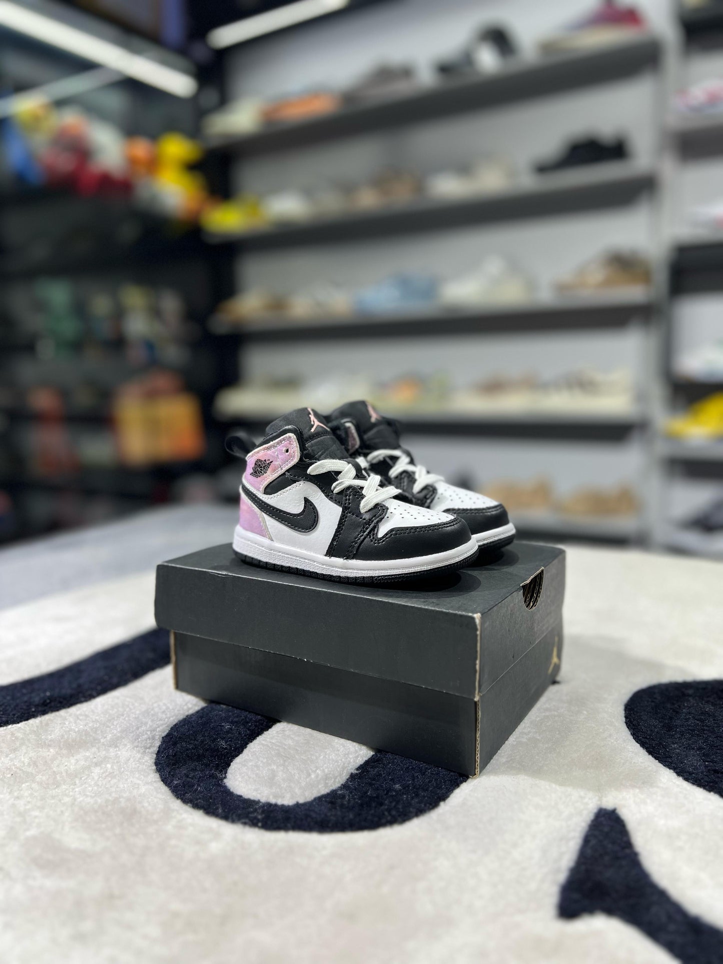 Jordan 1 Mid SE Zen Master (TD)