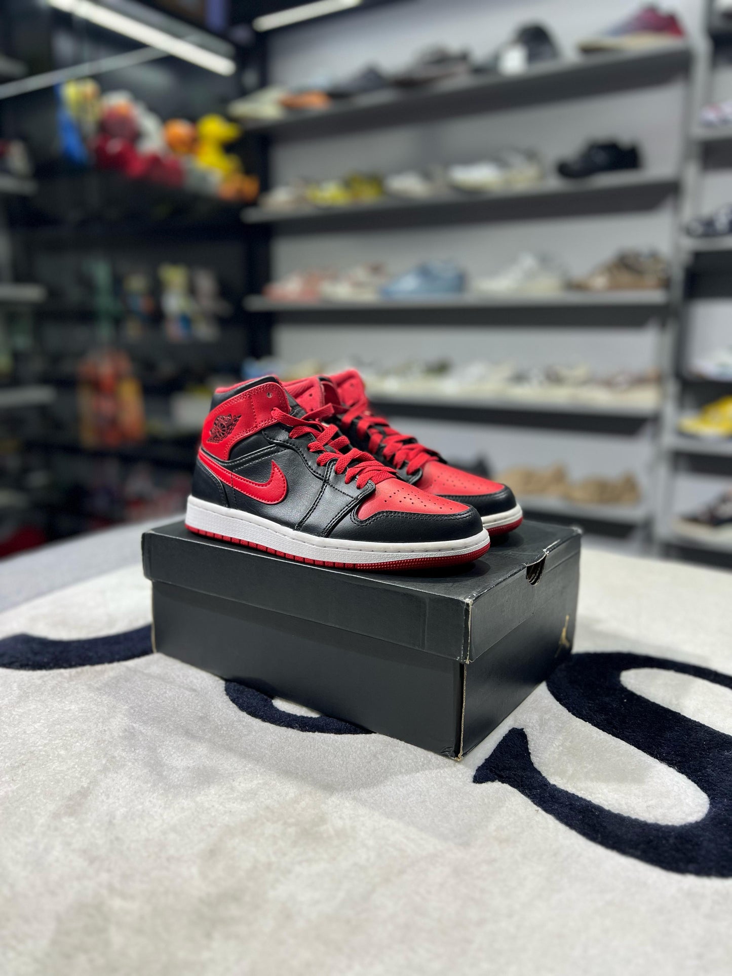 Jordan 1 Mid Alternate Bred (2022)