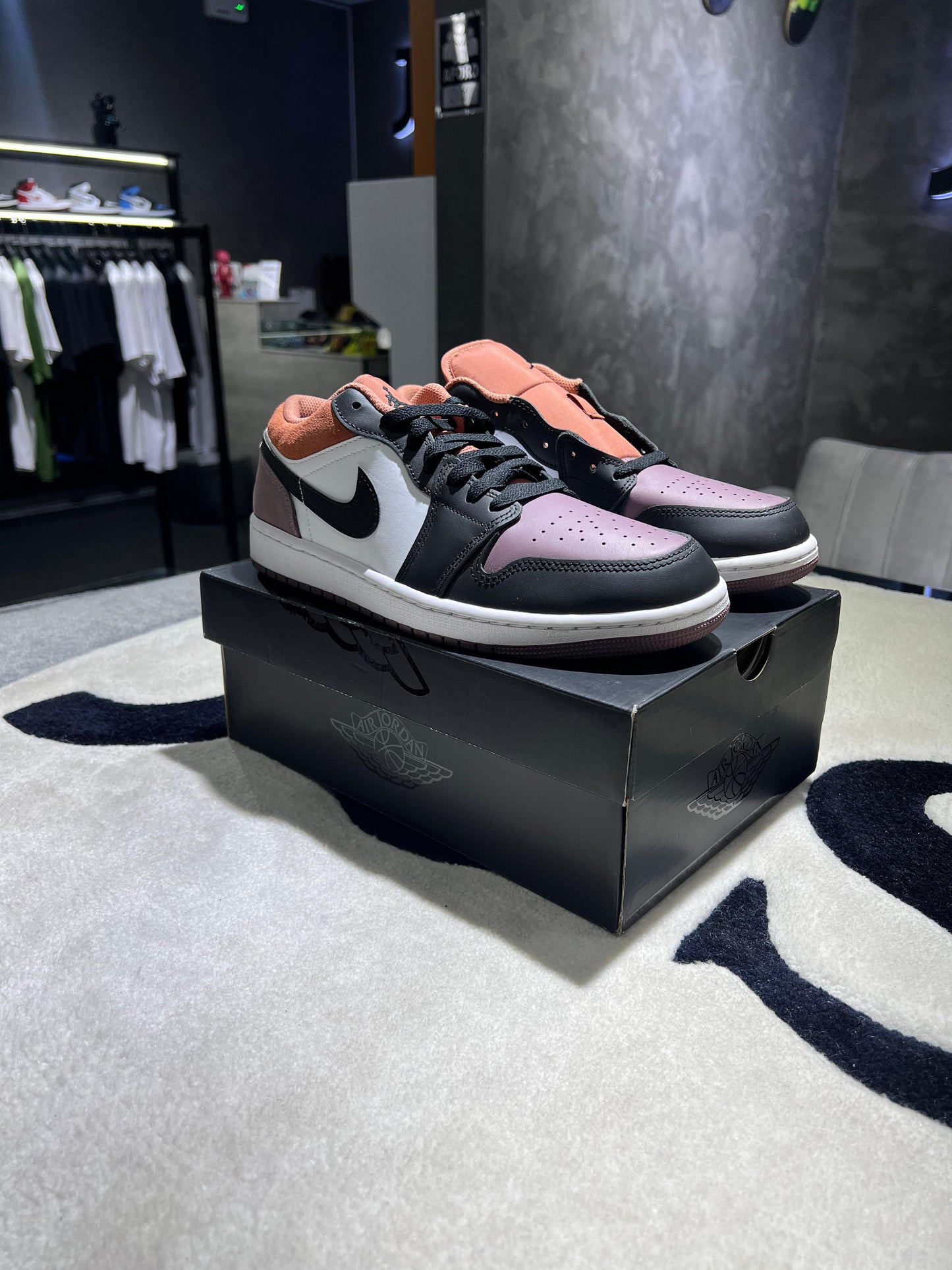 Jordan 1 Low SE Sky J Mauve