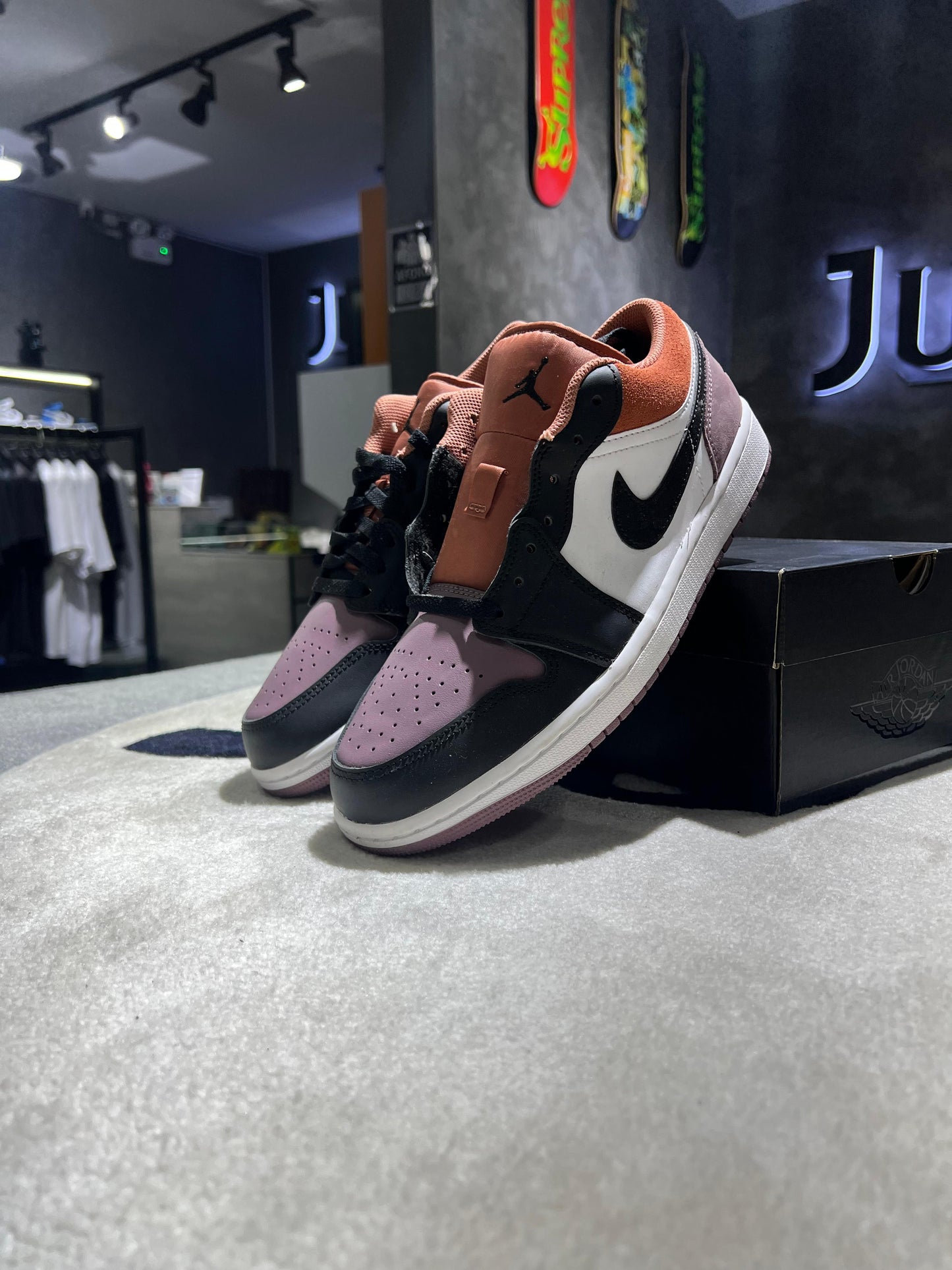 Jordan 1 Low SE Sky J Mauve