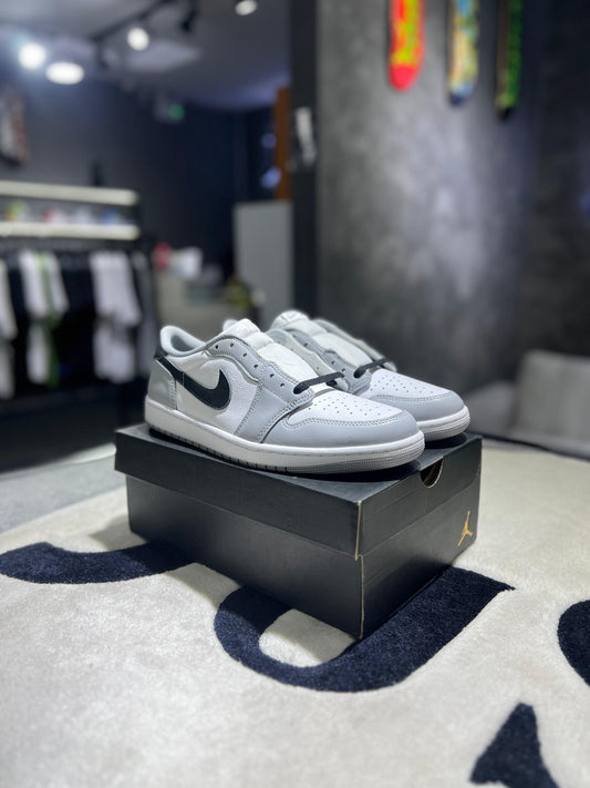 Jordan 1 Retro Low OG Barons