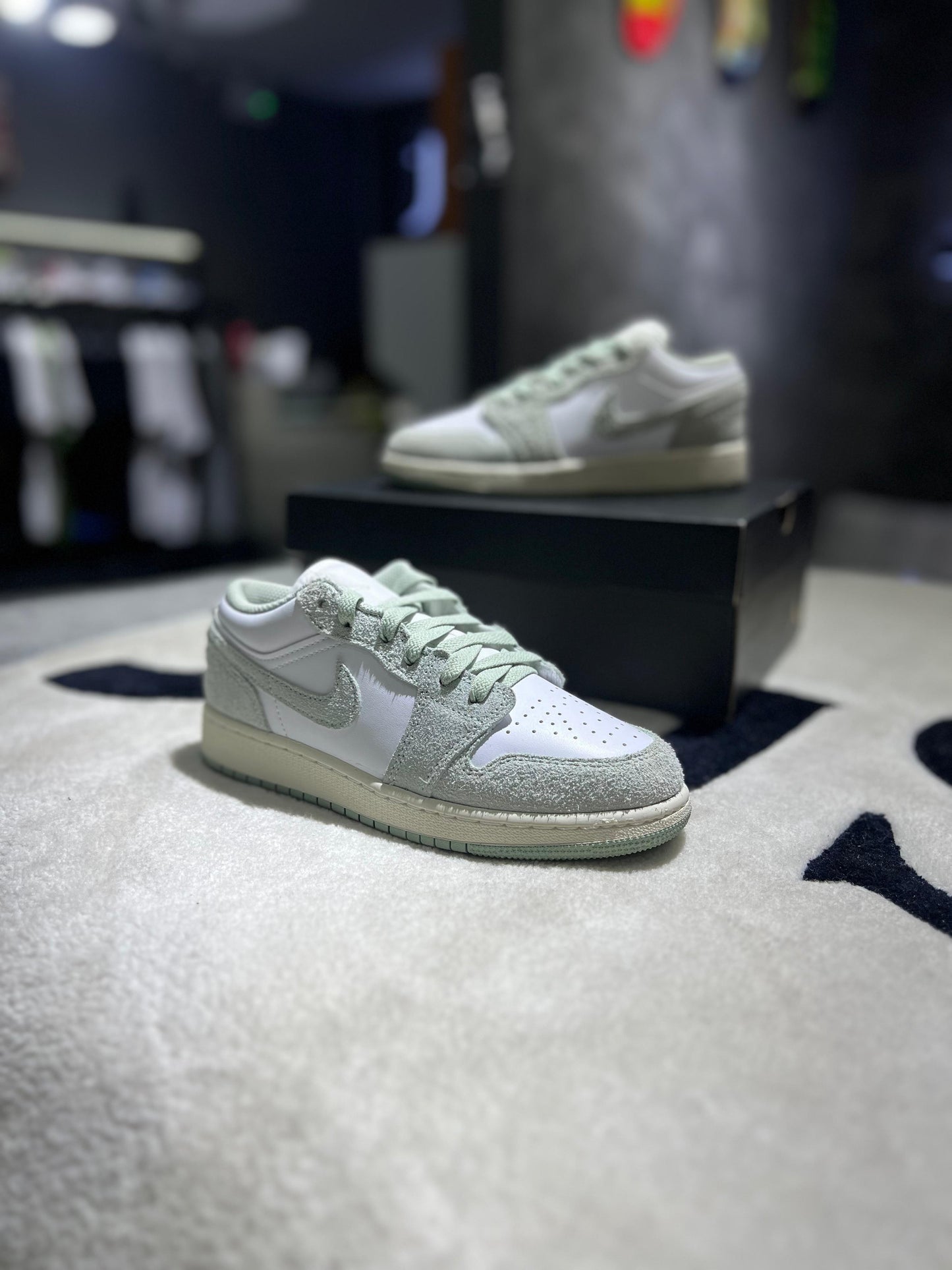 Jordan 1 Low SE Seafoam