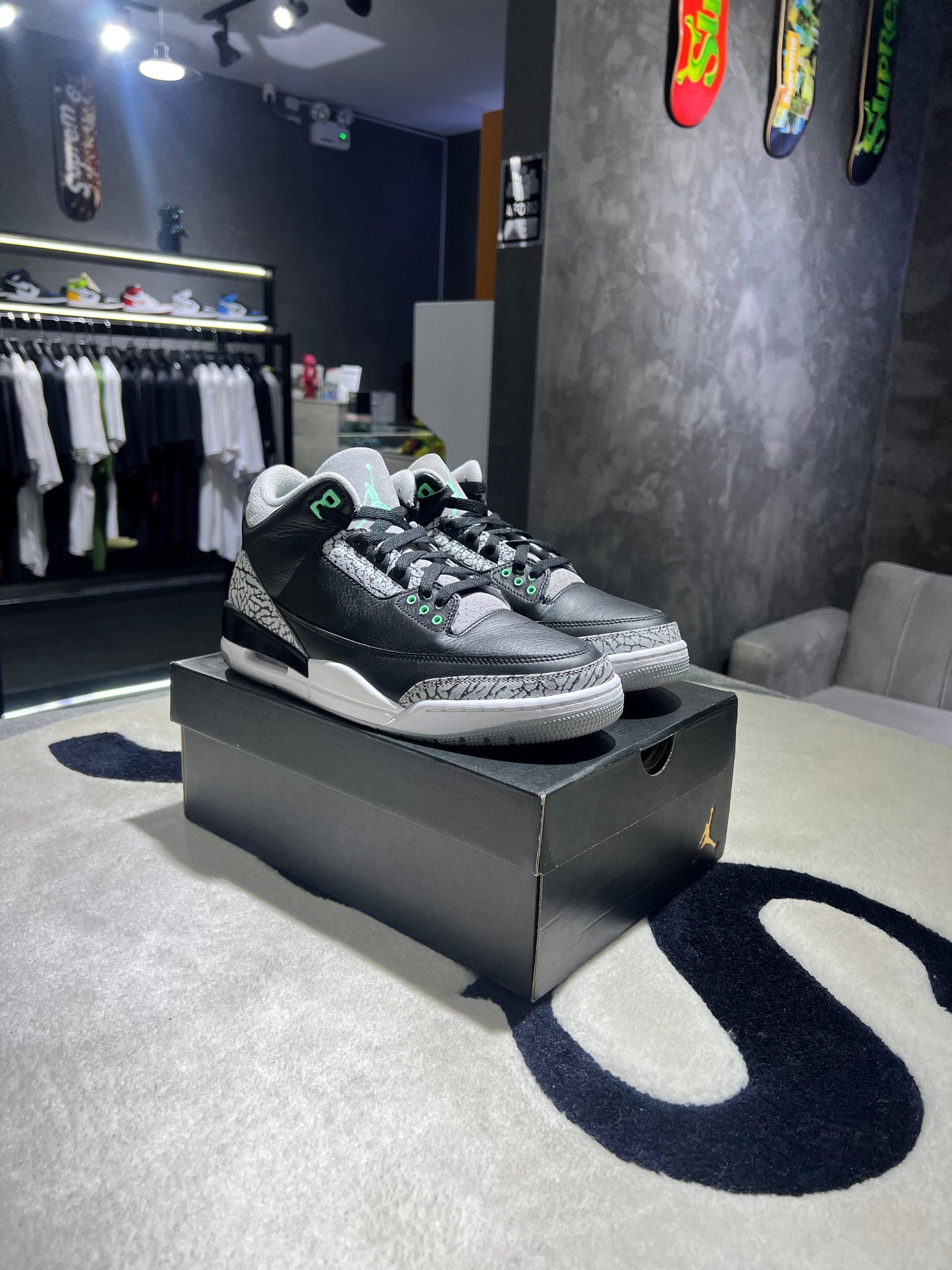 Jordan 3 Retro Green Glow