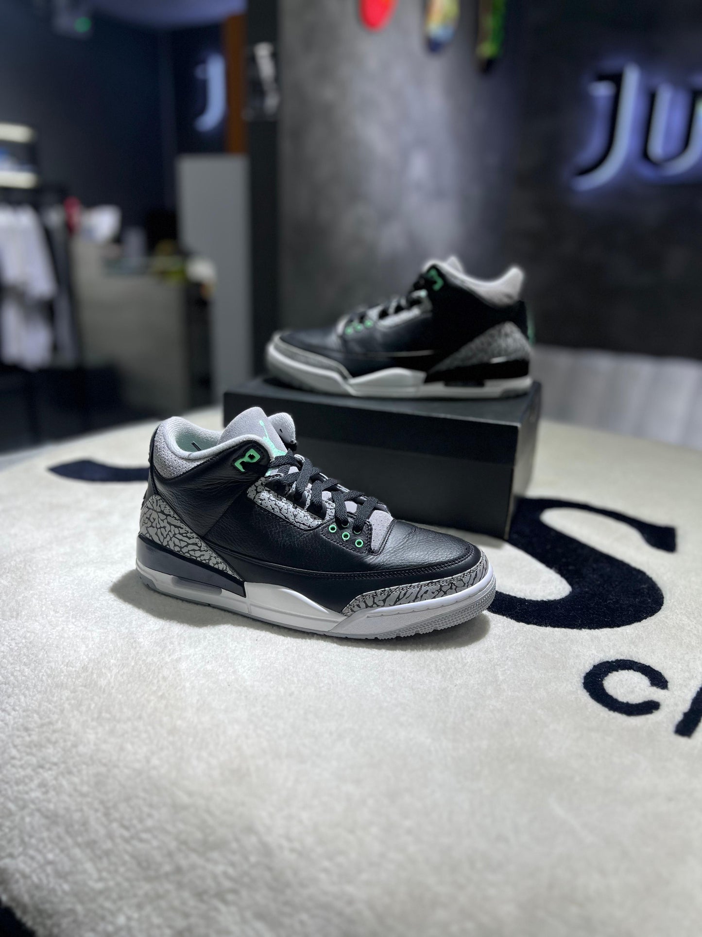Jordan 3 Retro Green Glow