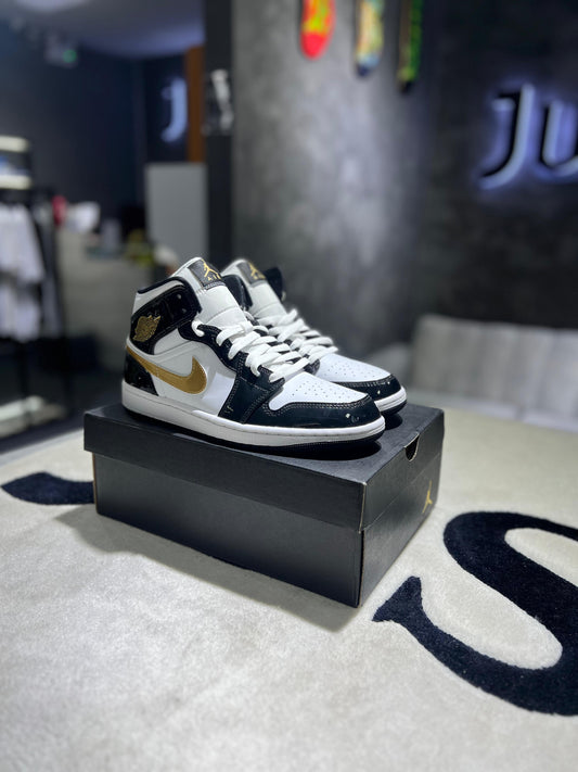 Jordan 1 Mid Patent Black White Gold