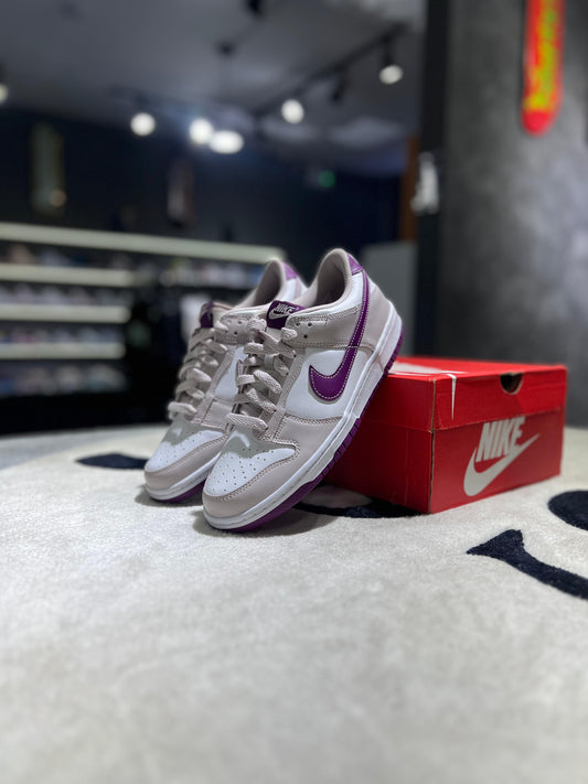 Nike Dunk Low Platinum Violet