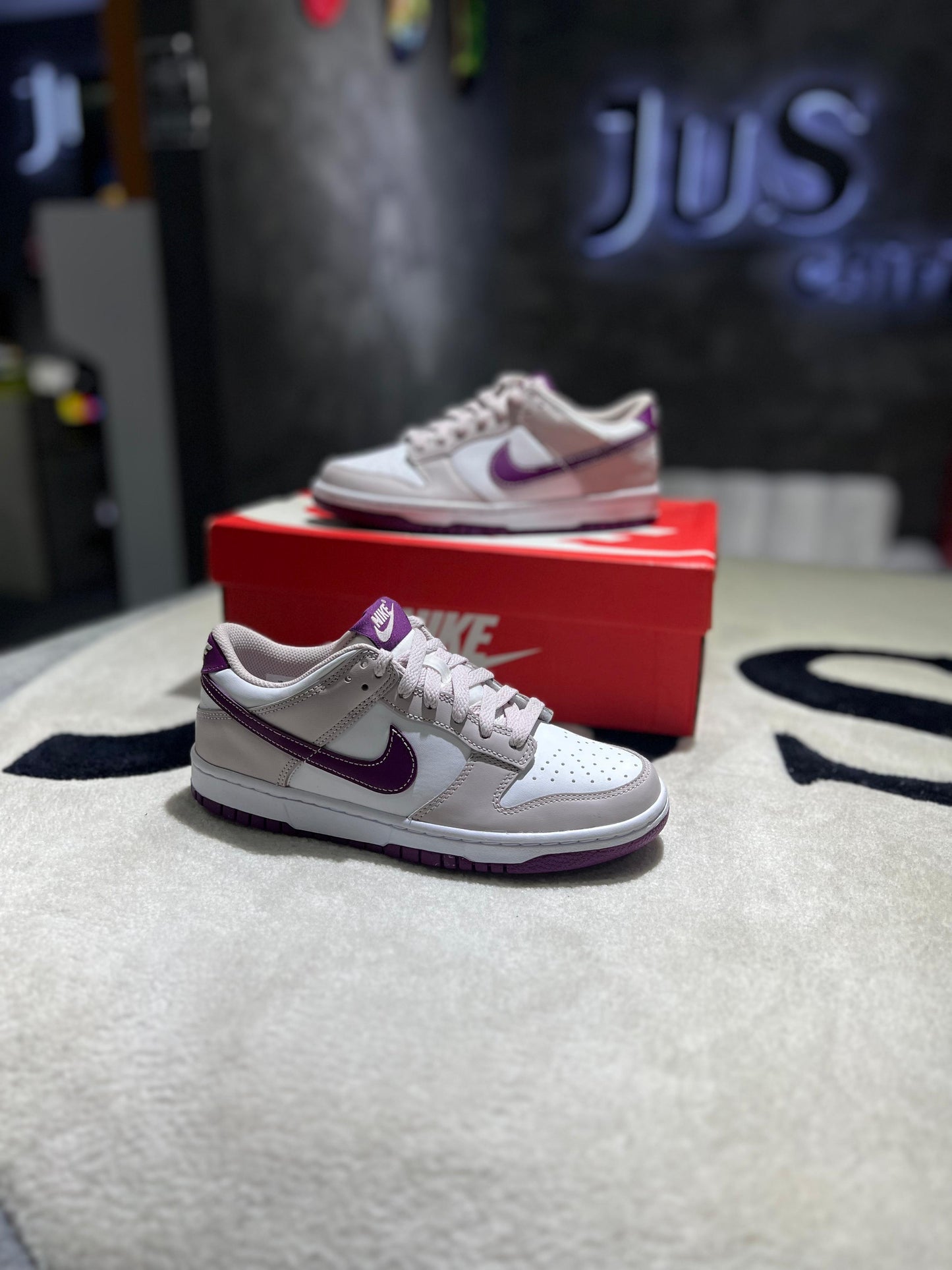 Nike Dunk Low Platinum Violet