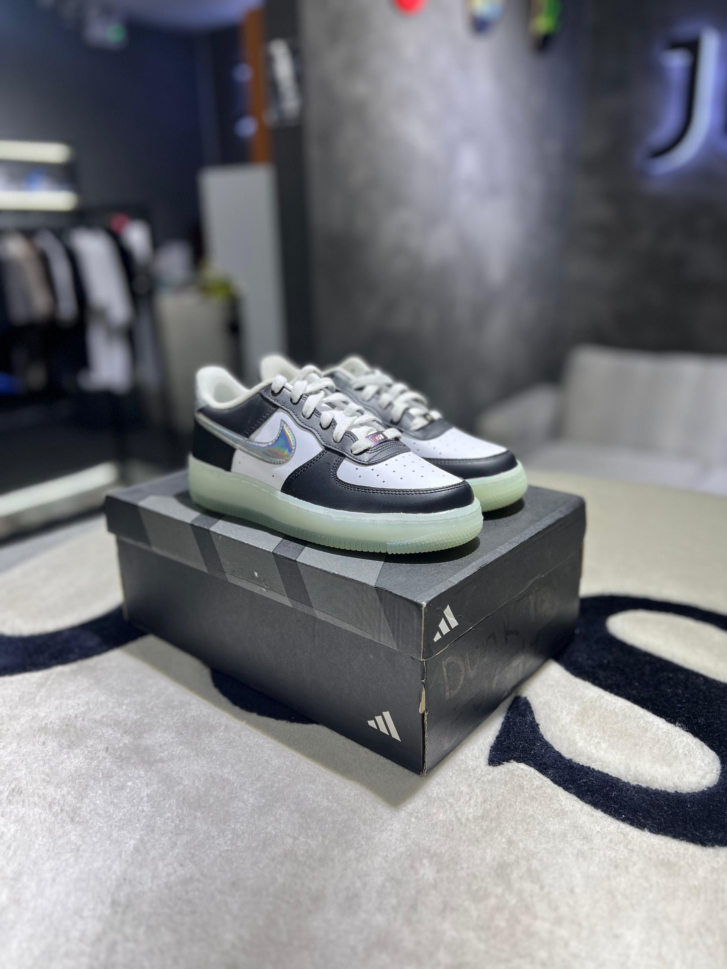 Nike Air Force 1 Low LV8 Year of the Dragon