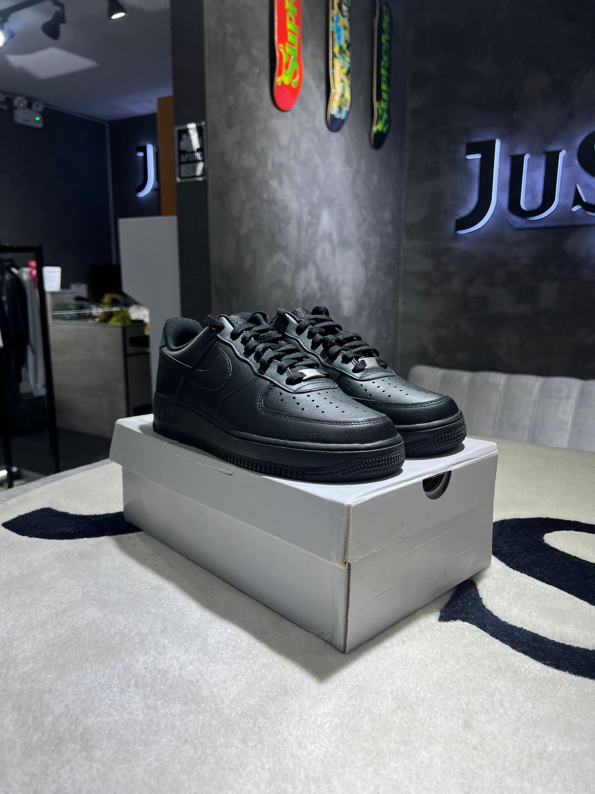 Nike Air Force 1 Low '07 Black