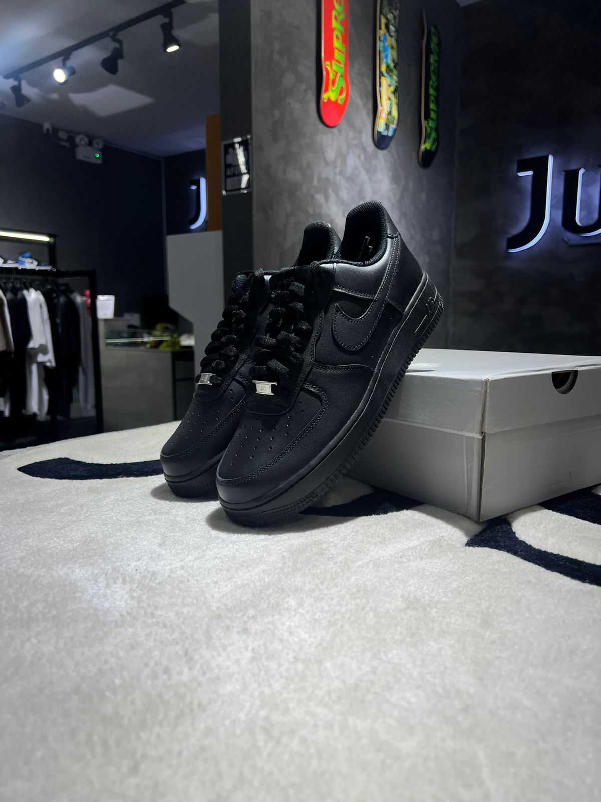 Nike Air Force 1 Low '07 Black