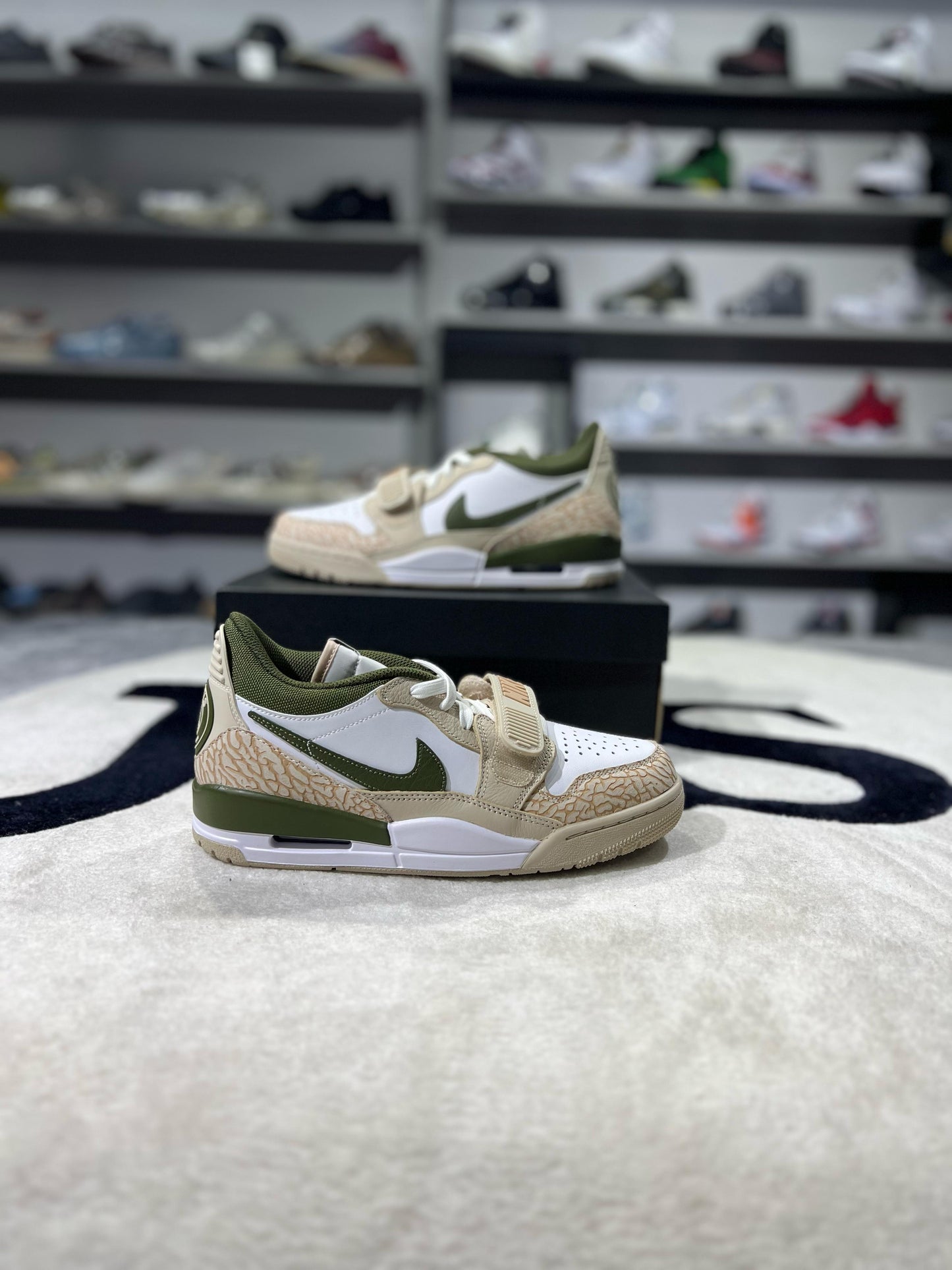 Jordan Legacy 312 Low PSG Paris Saint-Germain