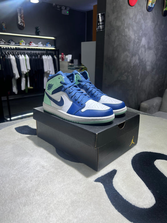 Jordan 1 Mid Mystic Navy Mint Foam